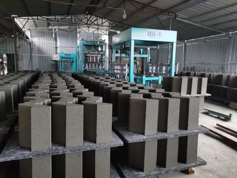 L'affascinante mondo delle macchine per blocchi forati